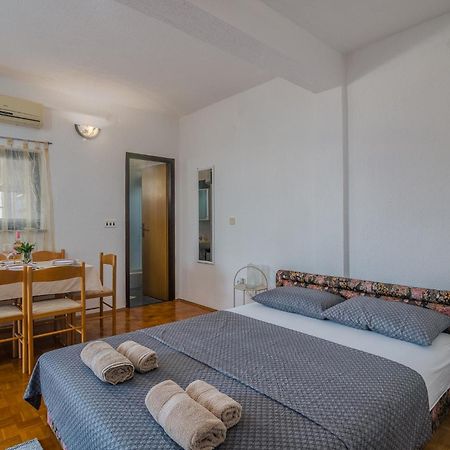 Apartments Bahar Krk Krk Town Dış mekan fotoğraf